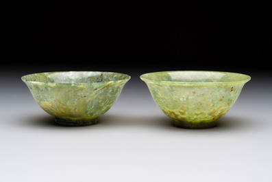Six various Chinese agate, soapstone and serpentine wares, 19/20th C.