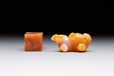 Six various Chinese agate, soapstone and serpentine wares, 19/20th C.