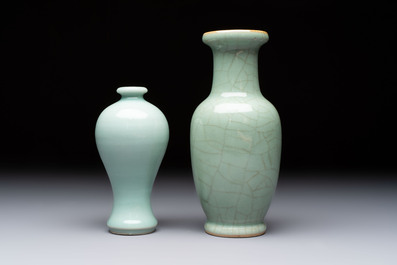 A Chinese flamb&eacute;-glazed cylindrical jardini&egrave;re and two celadon-glazed vases, 19th C.