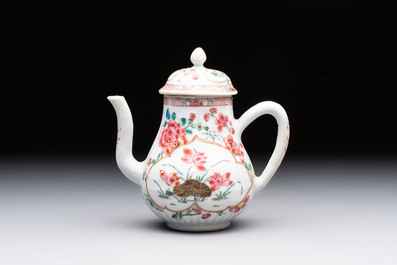 A Chinese famille rose teapot and a 'quails' bowl, Yongzheng