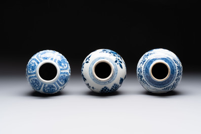 Five Chinese blue and white vases, Kangxi/Qianlong