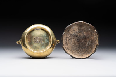 Two Chinese bronze censers and stands, Xuande mark, 19th C.