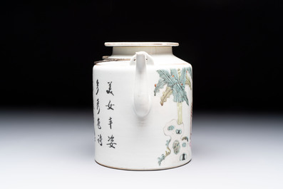 A Chinese qianjiang cai covered teapot and a covered wine warmer, Tongzhi mark, 19/20th C.