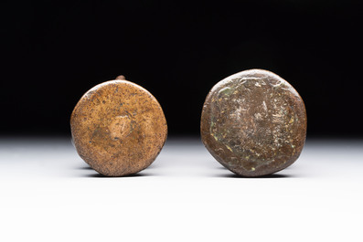 Two Burmese bronze bird-form opium weights, 18/19th C.