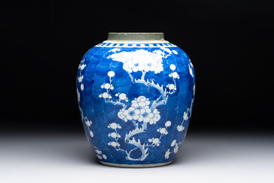 A Chinese blue and white 'prunus on cracked ice' jar, a tea caddy, a covered teapot, and four famille rose cups, 19th C.