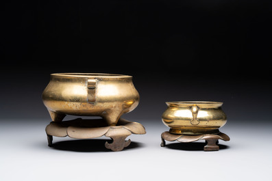 Two Chinese bronze censers and stands, Xuande mark, 19th C.