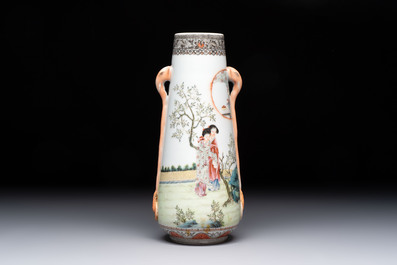 A Chinese famille rose vase with ladies in a garden, Qianlong mark, 19/20th C.