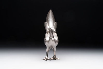 A fine Japanese silver phoenix, made by Toshihiko 敏彥造, silver 銀製 mark, Meiji/Taisho, 19/20th C.