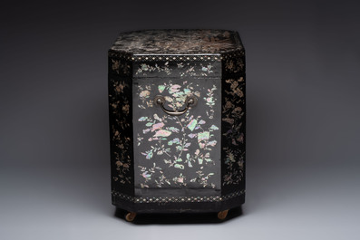 A large Chinese export mother-of-pearl-inlaid lacquer tea chest, 19th C.