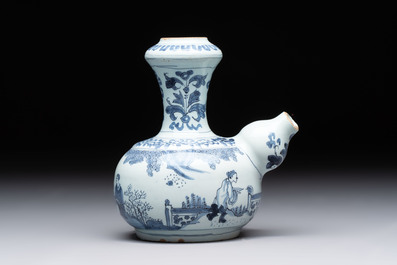 A blue and white Dutch Delft chinoiserie kendi, 17th C.