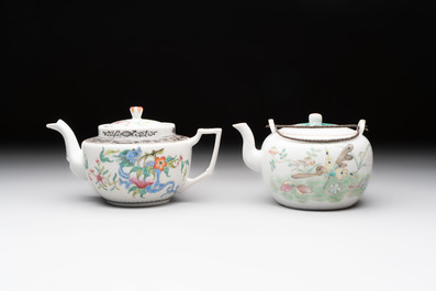 Four Chinese blue, white and famille rose covered teapots, Tongzhi and Hu Mao Ji 胡茂記 mark, Kangxi and later