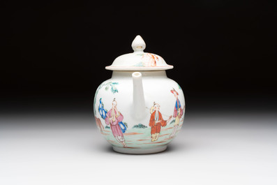 A Chinese famille rose 'mandarin subject' teapot and a mug, Qianlong