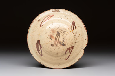 Two Hispano-Moresque lustre-glazed plates, a bowl and a tazza, Spain, 17/18th C.