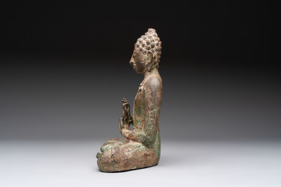 A rare Thai bronze Buddha Shakyamuni, Mon-Dvaravati period, 8/9th C.