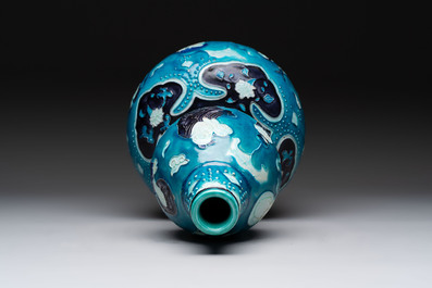 A large Chinese Fahua 'Ba Xian Zhu Shou 八仙祝壽' double gourd vase, 19th C.