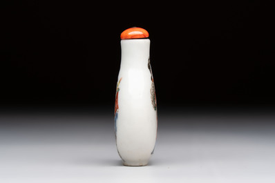 A Chinese famille rose 'Jin Ling Shi Er Chai 金陵十二釵' snuff bottle, 19th C.