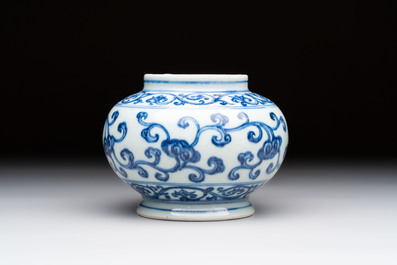 A Chinese blue and white jar with floral design, Ming