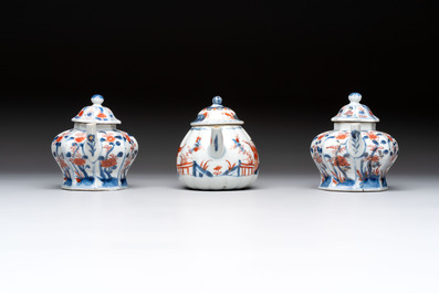 Three Chinese Imari-style teapots and two blue and white jugs, Kangxi
