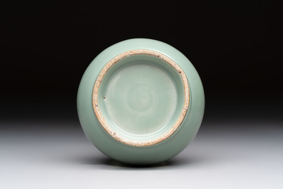 A fine Chinese Longquan celadon bottle vase, Song/Yuan
