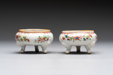 A varied collection of 11 Chinese famille rose wares, Qianlong