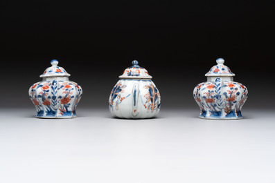 Three Chinese Imari-style teapots and two blue and white jugs, Kangxi