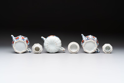 Three Chinese Imari-style teapots and two blue and white jugs, Kangxi