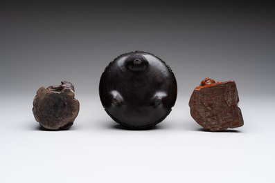 Five various Chinese wooden carvings and a censer, 19/20th C.