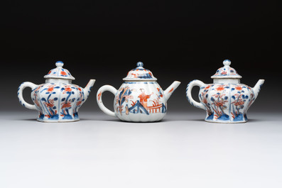 Three Chinese Imari-style teapots and two blue and white jugs, Kangxi