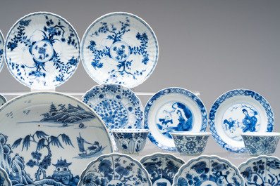 A collection of 31 Chinese blue and white tea wares, Wanli and Chenghua marks, Kangxi