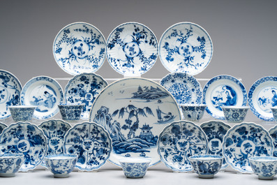 A collection of 31 Chinese blue and white tea wares, Wanli and Chenghua marks, Kangxi
