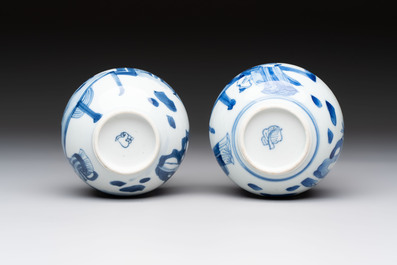 Two Chinese blue and white 'Long Eliza' jarlets, Kangxi