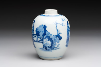 A Chinese blue and white 'Long Eliza' tea caddy, Kangxi