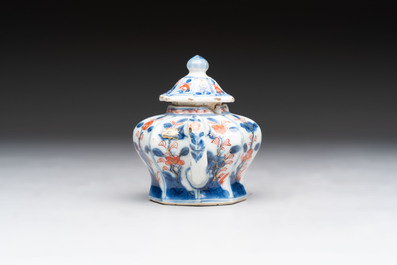 17 Chinese famille rose, verte and Imari-style wares, Kangxi/Qianlong