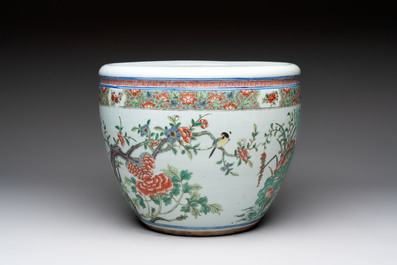 A Chinese famille rose 'mandarin ducks in a lotus pond' scroll pot, 19th C.