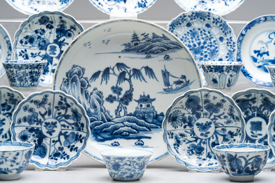 A collection of 31 Chinese blue and white tea wares, Wanli and Chenghua marks, Kangxi