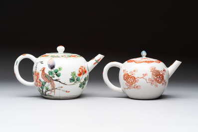 A Chinese famille verte teapot and a gilt-decorated iron-red teapot, Kangxi