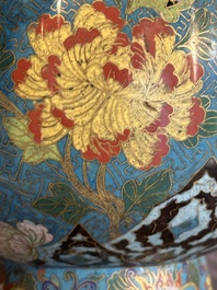 A Chinese cloisonn&eacute; 'Peony and Chrysanthemum' vase, 19th C.