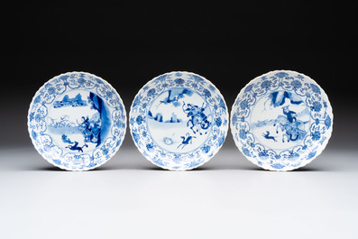 Three Chinese blue and white &rsquo;Mu Lan Qiu Xian 木蘭秋獮' plates, Kangxi