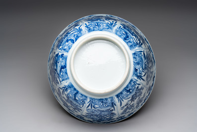 A large Chinese blue and white bowl with floral design, Kangxi
