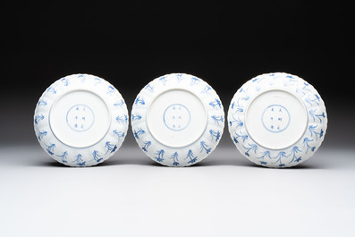 Three Chinese blue and white &rsquo;Mu Lan Qiu Xian 木蘭秋獮' plates, Kangxi