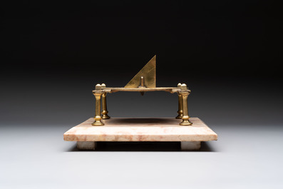 A French brass horizontal sundial on marble base, 18/19th C.