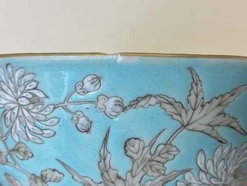 A pair of Chinese grisaille turquoise-ground 'Da Ya Zhai 大雅齋' bowls, Yong Qing Chang Chun 永慶長春 mark, Guangxu