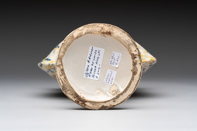 A polychrome spotted Spanish clam-form ewer, Aragon or Manises, 19th C.