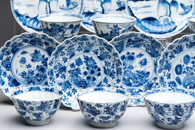 13 Chinese blue and white cups and 15 saucers, Kangxi