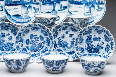 13 Chinese blue and white cups and 15 saucers, Kangxi