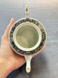 Four Chinese blue, white and famille rose covered teapots, Tongzhi and Hu Mao Ji 胡茂記 mark, Kangxi and later