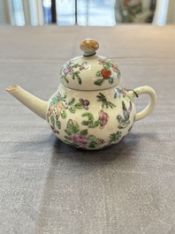 Four Chinese blue, white and famille rose covered teapots, Tongzhi and Hu Mao Ji 胡茂記 mark, Kangxi and later