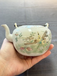 Four Chinese blue, white and famille rose covered teapots, Tongzhi and Hu Mao Ji 胡茂記 mark, Kangxi and later