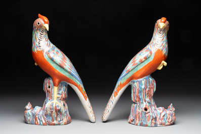 * A pair of famille rose-style models of pheasants, Samson, Paris, 19th C.