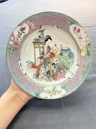 A fine Chinese famille rose ruby-back eggshell plate with a lady and playing boys, Yongzheng
